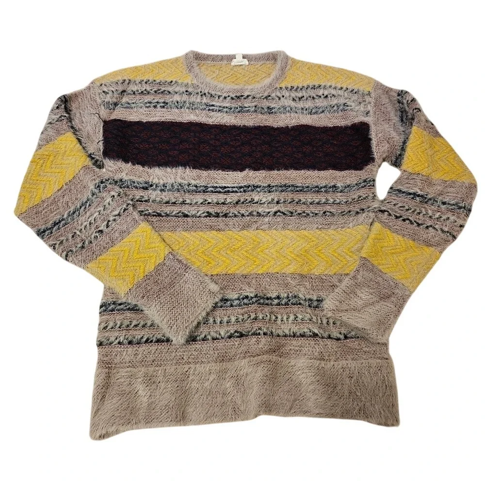 Hem & Thread Sweater Size Large - Picture 1 of 5